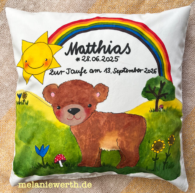 Kissen zur Taufe, kleiner Bär, handgemalt, liebevolles Taufgeschenk 